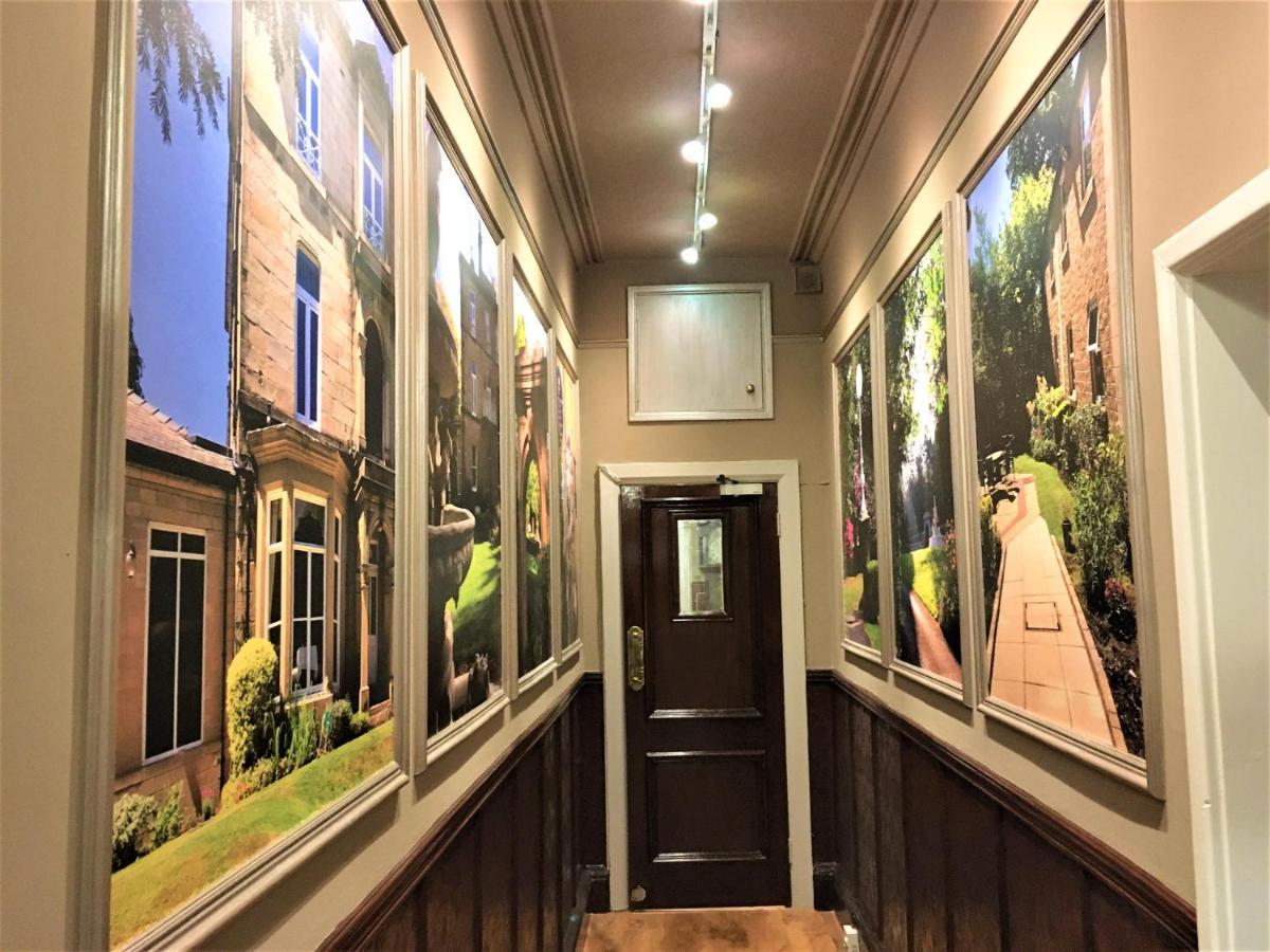 Astley Bank Hotel Дарвен Екстер'єр фото